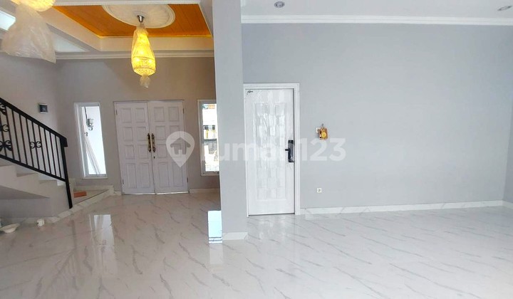 Brand New House + Pool For Sale In Megapolitan Cinere 2