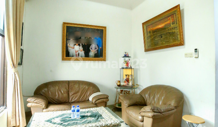 House in a Cluster in Pejaten Barat, Pasar Minggu, South Jakarta House in a Cluster in Pejaten Barat, Pasar Minggu, South Jakarta