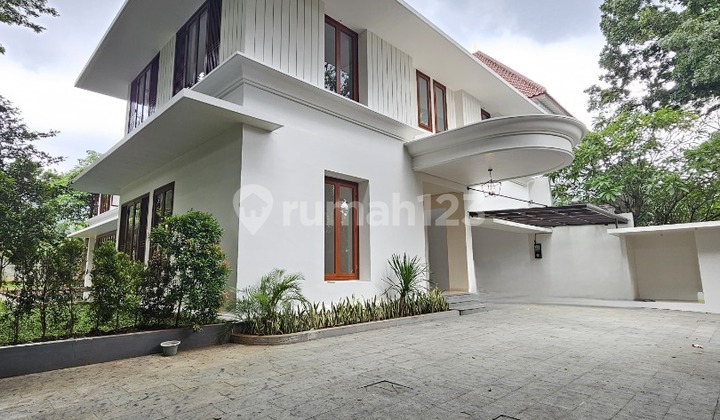 Big House For Rent Kebayoran Baru Jakarta Selatan 1