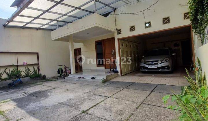 Rumah Cantik Cilandak Seberang Citos Jakarta Selatan 1