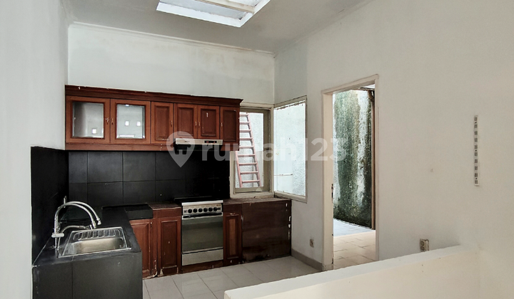 House in Taman Bona Indah Housing Estate, Lebak Bulus, South Jakarta 2