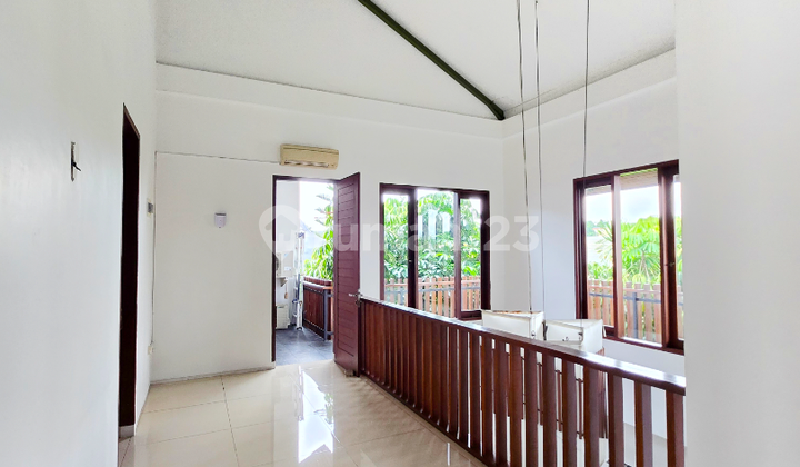 Rumah Mewah Industrial Minimalis Di Pondok Indah 2