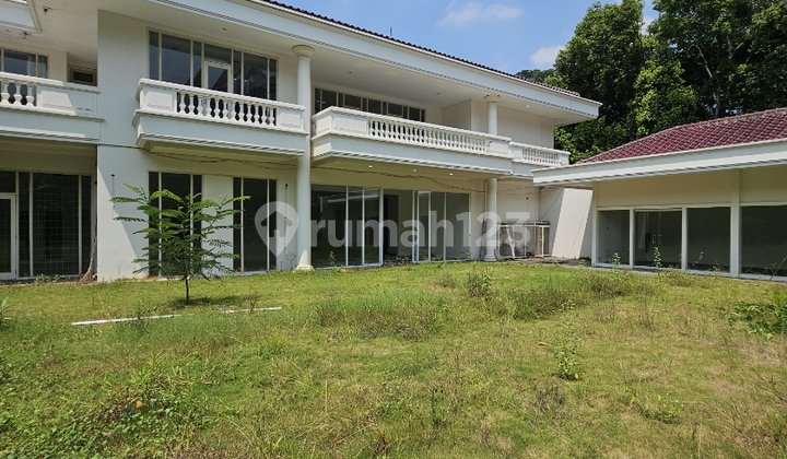 Luxury Home Residential Area in Pondok Indah 2