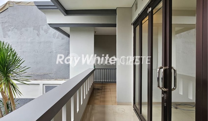 Rumah Baru Selesai Renovasi di Cipete - Lingkungan Hunian 2