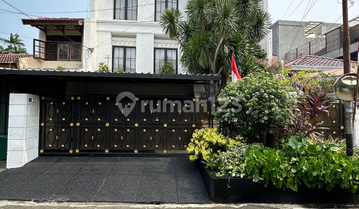 Rumah Siap Huni Asri dan Nyaman di Pondok Indah