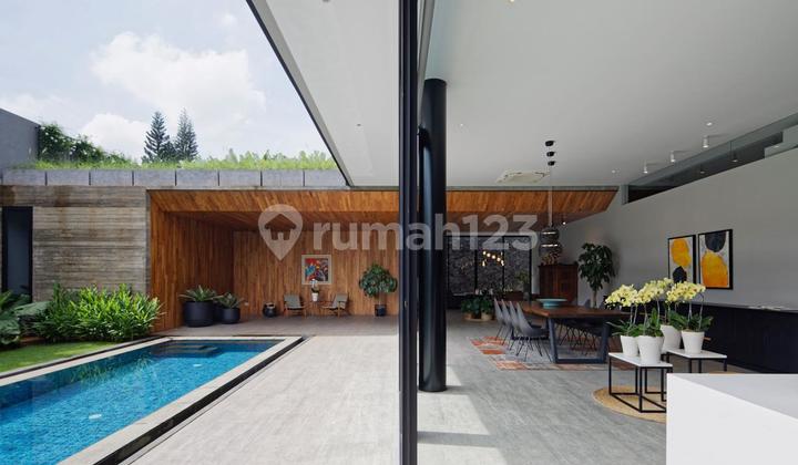 Rumah Modern Minimalis Full Kayu Jati di Cilandak 2