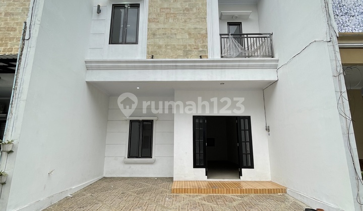 Brand New Townhouse Only 1 Unit Left in Jagakarsa