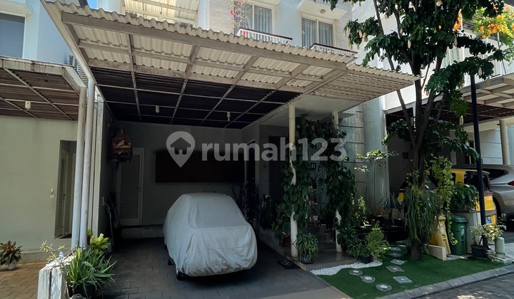 Rumah Cantik Dalam Perumahan Serenia Hills Lebak Bulus