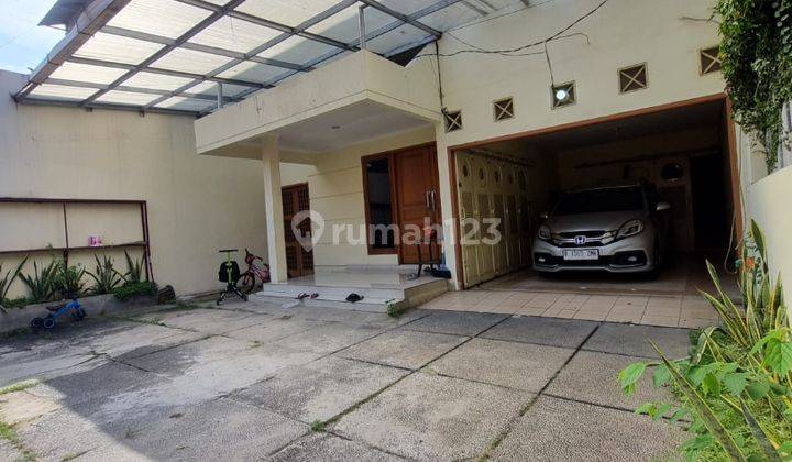 Rumah Cantik Cilandak Seberang Citos Jakarta Selatan 1