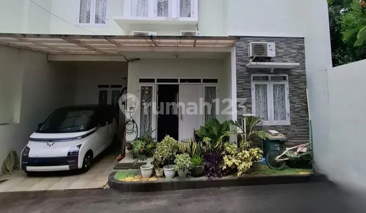 Rumah Cantik Murah Dalam Townhouse Jagakarsa Jakarta Selatan Rumah Cantik Murah Dalam Townhouse Jagakarsa Jakarta Selatan