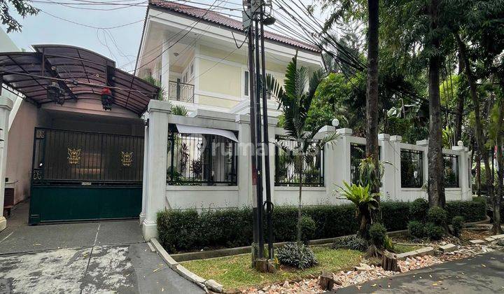 Rumah Mewah Zona Komersil Kebayoran Baru Jakarta Selatan 1