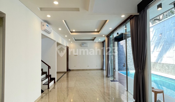 Rumah Mewah Townhouse Pejaten Barat Kemang Jakarta Selatan 2