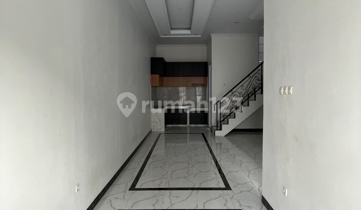 Brand New Townhouse Jagakarsa South Jakarta 2