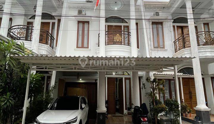 Rumah Cantik Dalam Townhouse Jagakarsa Jakarta Selatan 2