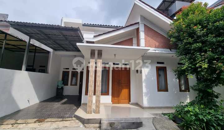 Rumah Cantik Dalam Cluster Jagakarsa Jakarta Selatan