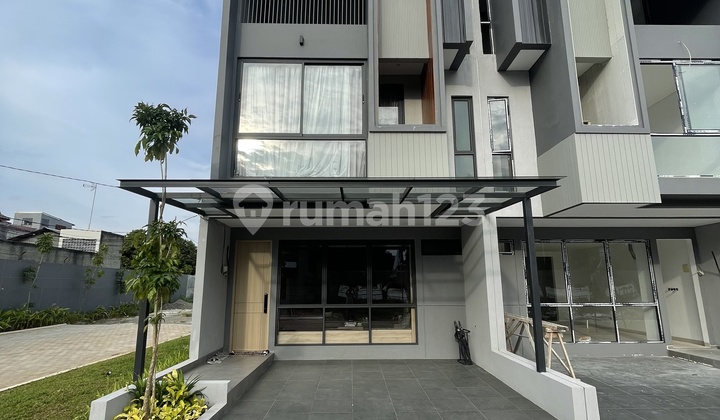 Brand New Townhouse Cilandak Pondok Labu South Jakarta