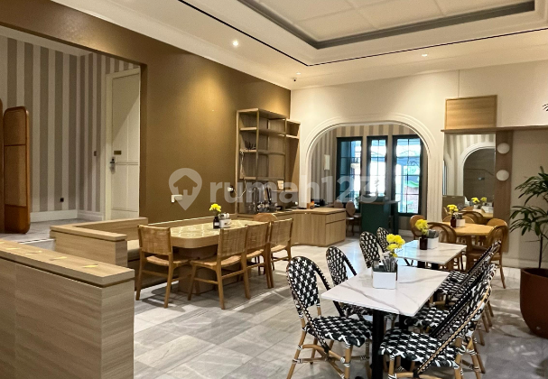 Rumah Di Jadikan Resto Zona Komersil Kebayoran Baru Jakarta Selatan