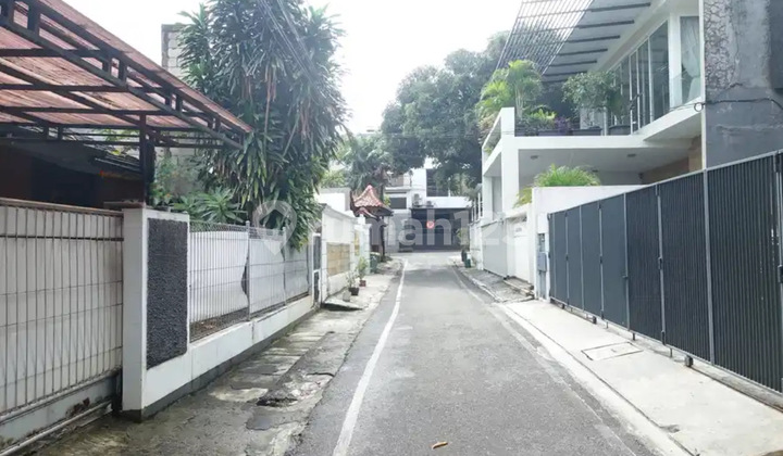 Rumah Siap Huni Di Kebayoran Baru Jakarta Selatan 2