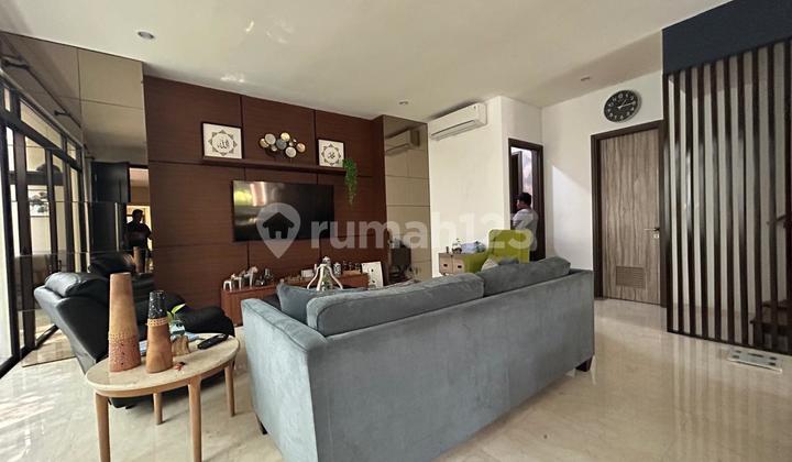 Rumah Cantik Dalam Perumahan Serenia Hills Lebak Bulus Jakarta Selatan Rumah Cantik Dalam Perumahan Serenia Hills Lebak Bulus Jakarta Selatan