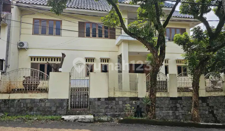 Rumah Cantik Murah Dalam Komplek Cinere Dekat Tol