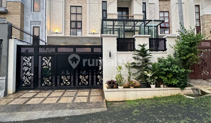 Beautiful Luxury House In Lebak Bulus, South Jakarta