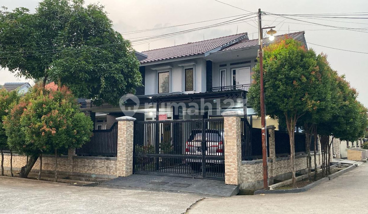 Rumah Cantik Dalam Komplek Arco Depok