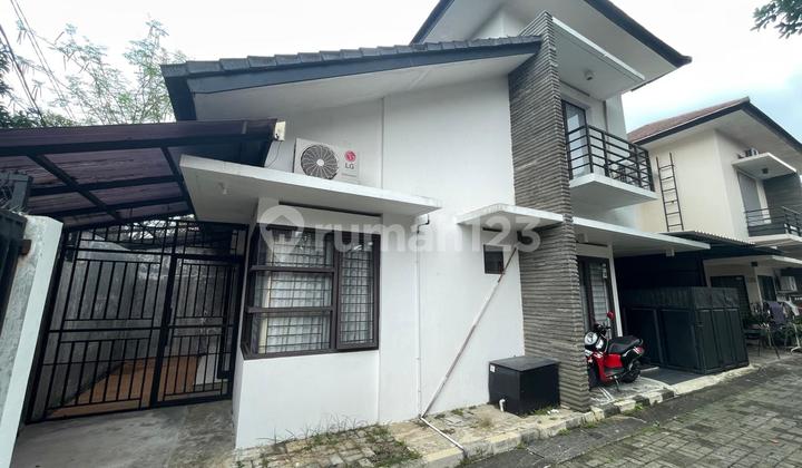 Beautiful Townhouse Jagakarsa South Jakarta