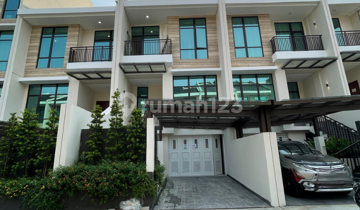 Rumah Brand New Townhouse Pondok Indah Jakarta Selatan 2