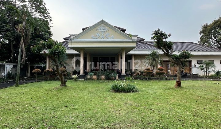 Ready-to-Live House, Spacious Garden, Adjacent to Serenia Hills, Lebak Bulus
