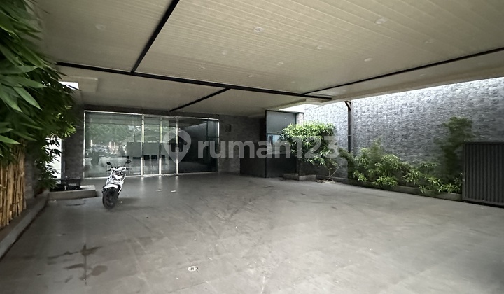 Beautiful Affordable House by the Jagakarsa Main Road, South Jakarta 2