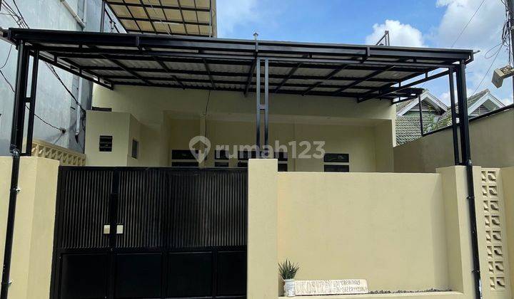 Rumah Cantik Baru Renovasi Di Petukangan Dekat Kampus Mercuabuana 1