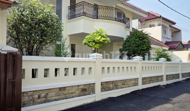 Affordable Ready-to-Occupy House in Cinere Complex 2