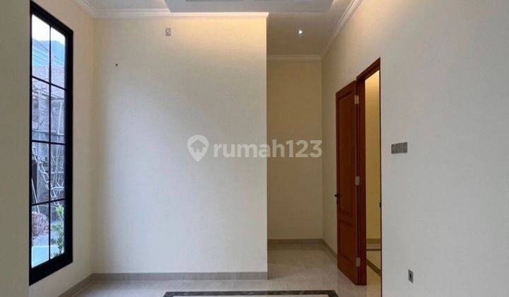 Rumah Brandnew Dalam Townhouse Warung Silah Jagakarsa 2