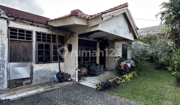 Rumah Tua Hitung Tanah Murah Kemang Jakarta Selatan