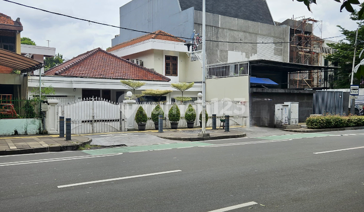 Affordable House Commercial Zone Senopati Kebayoran Baru 2
