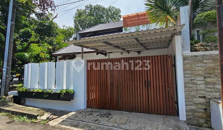 Beautiful Affordable House in Lebak Bulus Complex, South Jakarta