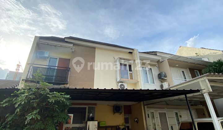 Rumah Cantik Dalam Perumahan Trevista Cibubur Depok