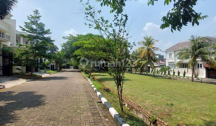 Rumah Siap Huni 1 Lantai Depan Taman di Villa Cinere Mas 1