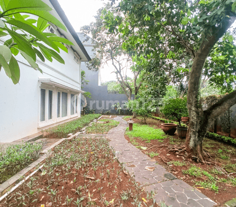 Rumah 2 Lantai di Cilandak Jakarta Selatan 1