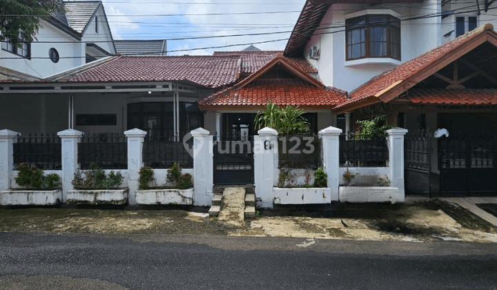 Rumah Terawat Lokasi Bagus di Cipete Selatan Dekat Cipete Raya 1