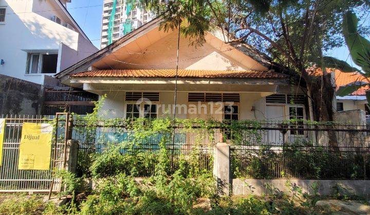 Rumah Tua Hitung Tanah di Kebayoran Baru Jakarta Selatan 1