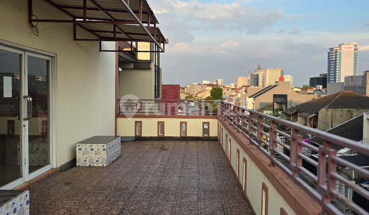 Rumah Kost  3 Lantai lokasi Bagus di Tebet Barat Jakarta Selatan 2