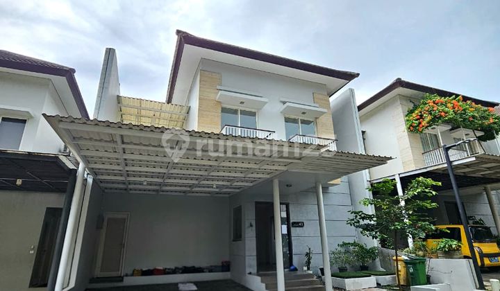 Serenia Hills Type Ultimate 4Kamar Tidur, Lebak Bulus
