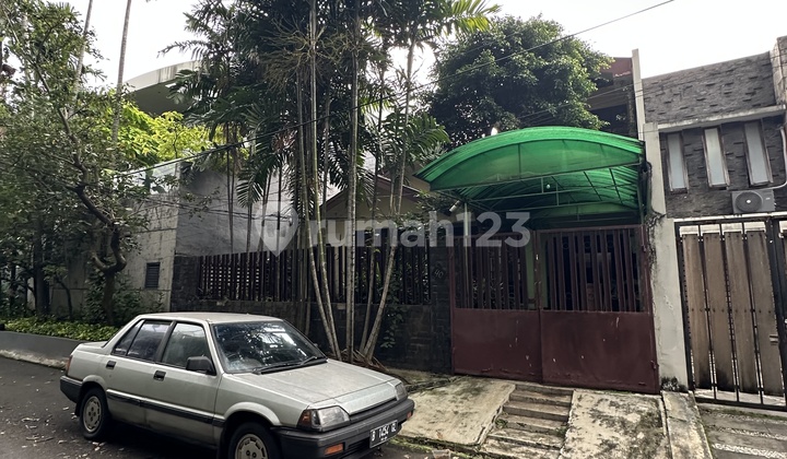 Below NJOP, Old House Counts as Land in Pondok Indah