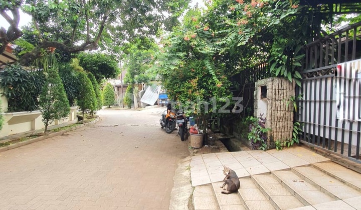Rumah Hitung Tanah Murah Komplek Lebak Bulus Jakarta Selatan