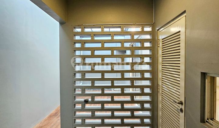 Serenia Hills Type Ultimate 4 Bedrooms, Lebak Bulus 2