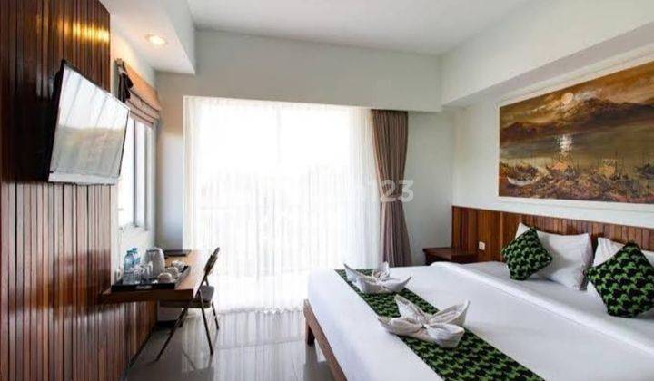 Hotel Bintang Empat di Jalan Raya Kuta 2