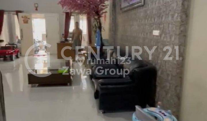 Dijual Rumah Strategis Jalan Raya Di Komplek Garuda 1