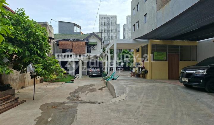 DIJUAL RUMAH BONUS KONTRAKAN 21 PINTU DI JEMBATAN BESI TAMBORA JAKARTA BARAT