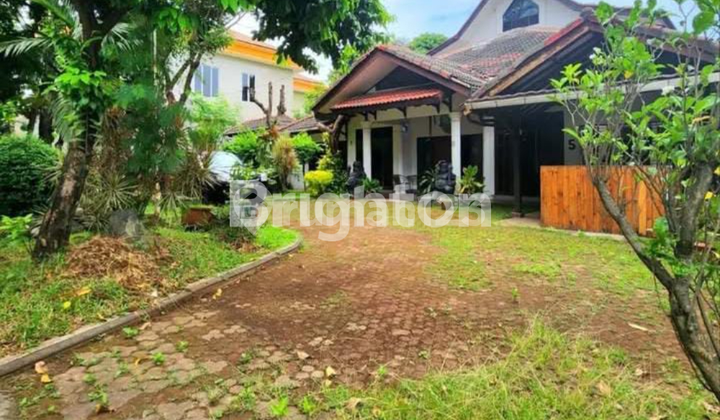RUMAH COCOK UNTUK USAHA dan HUNI DI BAMBU APUS RAYA (Jl MPOK NORI) 2